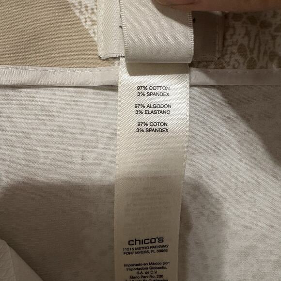 Chicos So Slimming Crop Pants Womens Sz 1 US 8 Tan Cream Foliage Stretch - Picture 4 of 8